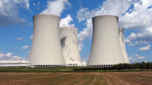 مقدمة عن الطاقة النووية والمفاعلات النووية